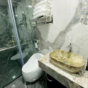 Family Room Bath